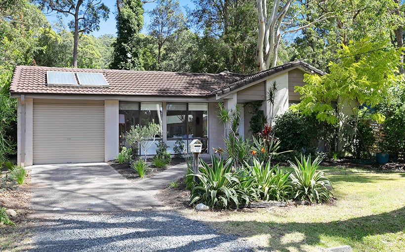 Selling Houses Australia proudly sponsored by Beacon Lighting